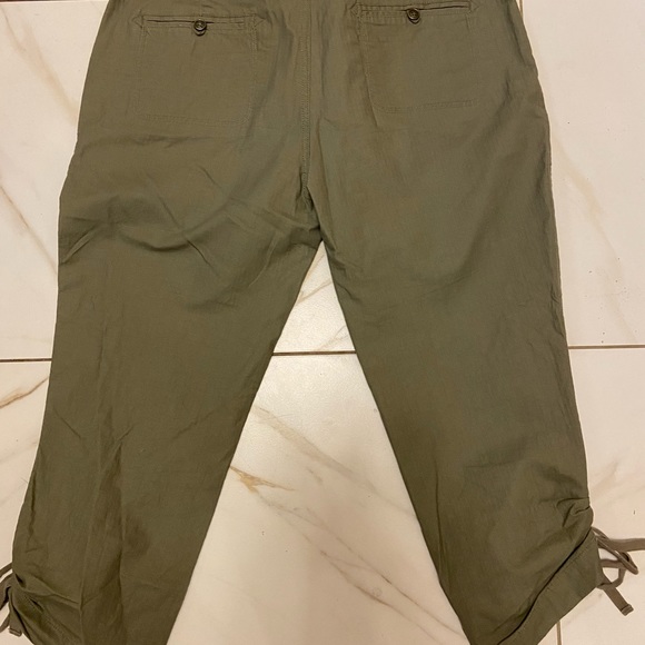 Light weight capri - Picture 3 of 3